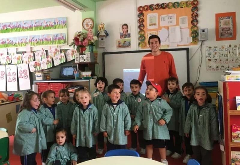 8 Government Programs for Teaching English in Spain